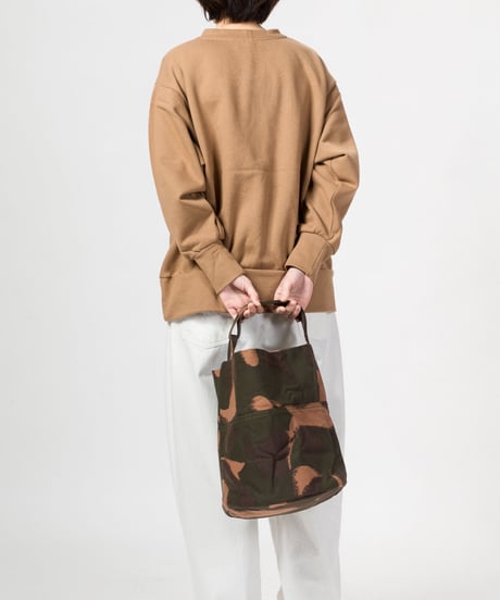 ★ARTEPOVERA【 artea-regoods015 】ハンガリー迷彩テント RE-2WAYワンショルダーBAG（L）