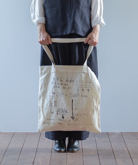 ATPOVA｜【 2026spring20 】 NATSUME X KOTETSU コラボ 「どうにかなるさ」 コットンリネントートBAG②
