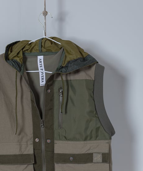 ARTE POVERA｜【 2025spring74 】オランダシェラフ染 RE-フードベスト