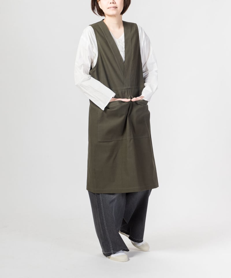 ARTEPOVERA リネンエプロン ARTE POVERA アルテポーヴェラ｜リネンシーツエプロン（ブラック）