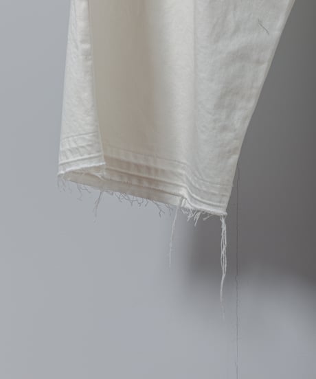 ATPOVA｜【 2025winter16 】 12OZデニム 2タックワイドカットオフパンツ