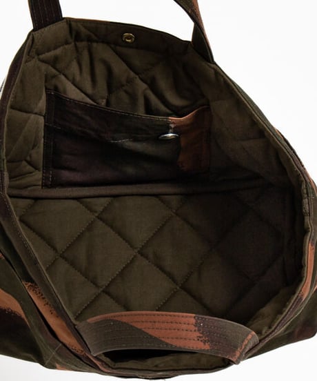 ★ARTEPOVERA【 artea-regoods017 】ハンガリー迷彩テント RE-ランチBAG（M）