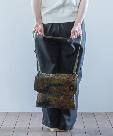 ARTE POVERA｜【 26SU30 】 ドイツ軍テント RE-ショルダーBAG