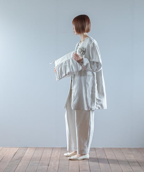 ATPOVA｜【 2026spring07 】 セレモニー リネンポリエステル混 クラッチ