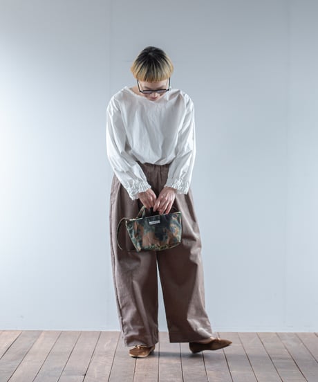 ARTE POVERA｜【 2025winter09 】 ドイツ軍テント RE-サコッシュ(S)