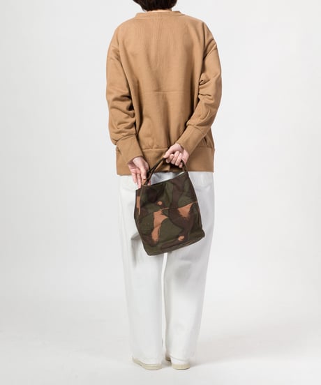 ★ARTEPOVERA【 artea-regoods014 】ハンガリー迷彩テント RE-2WAYワンショルダーBAG（M）