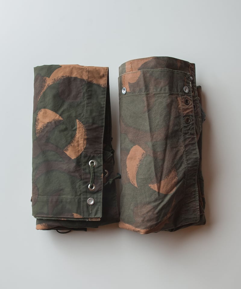 ☆【 artea-regoods005 】ハンガリー迷彩テント RE-サコッシュ ☆【 artea-regoods005 】ハンガリー迷彩テント RE-サコッシュ