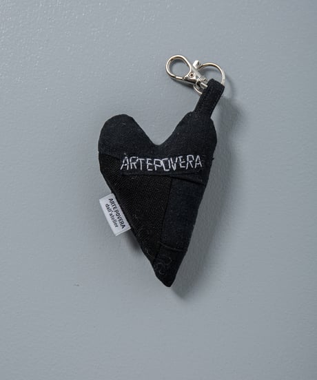 ARTE POVERA｜【 26WI20 】 イタリアシーツ RE-パッチキーホルダー