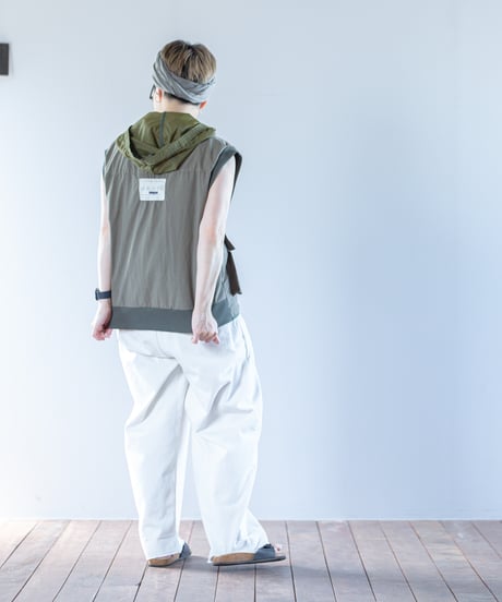 ARTE POVERA｜【 2025spring74 】オランダシェラフ染 RE-フードベスト