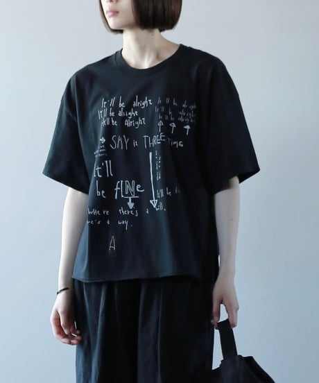 ★ARTE POVERA｜【 26SU76 】 NATSUME × KOTETSU コラボ 「どうにかなるさ」 ギルダン RE-message T