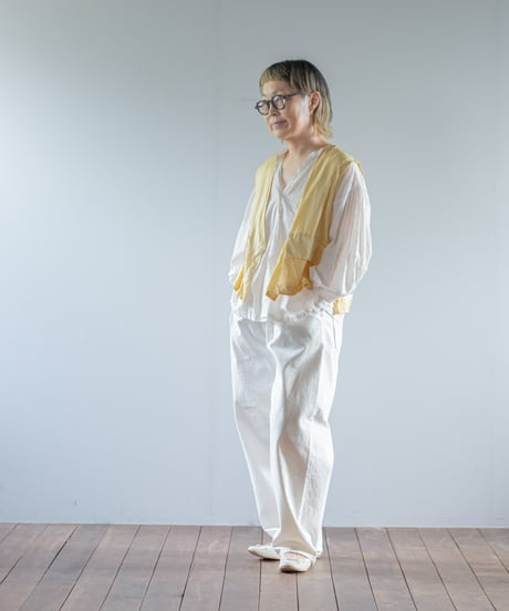 ATPOVA｜【 2026spring39 】 コットンカルゼ洗いざらし スリットベスト