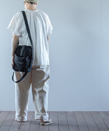 ARTE POVERA｜【 2025summer19 】1960年チェコ軍ショルダー RE-黒染ハンドプリントBAG