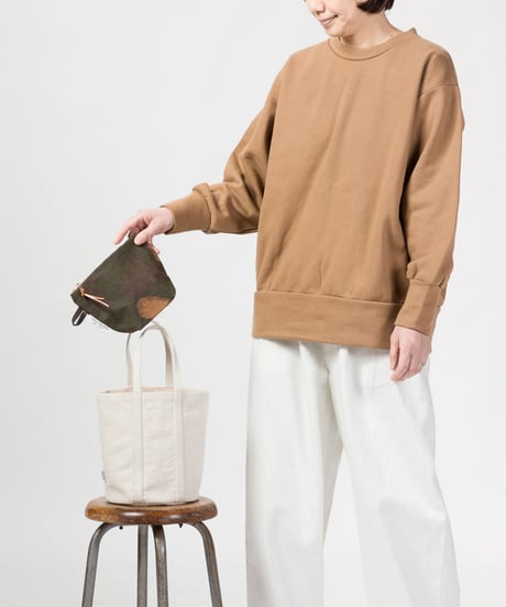 ★ARTEPOVERA【 artea-regoods002 】ハンガリー迷彩テント RE-ポーチ（M）