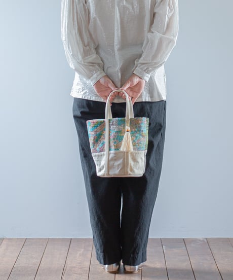 ARTE POVERA｜【 ARTEA - 26SP47 】 インドキルトラリー＆フランスシーツMIX NEW ラウンドBAG (M)