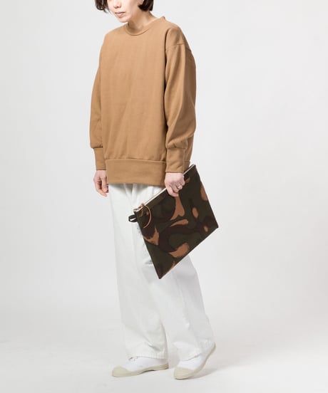 ★ARTEPOVERA【 artea-regoods009 】ハンガリー迷彩テント RE-フラットポーチ（L）キルト裏地