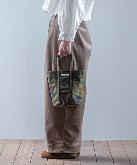 ARTE POVERA｜【 2025winter11 】 ドイツ軍テント RE-ラウンドトートBAG