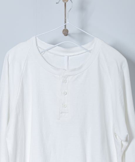 ATPOVA｜【 2025spring15 】16/-ムライト天竺 ラグランヘンリーT