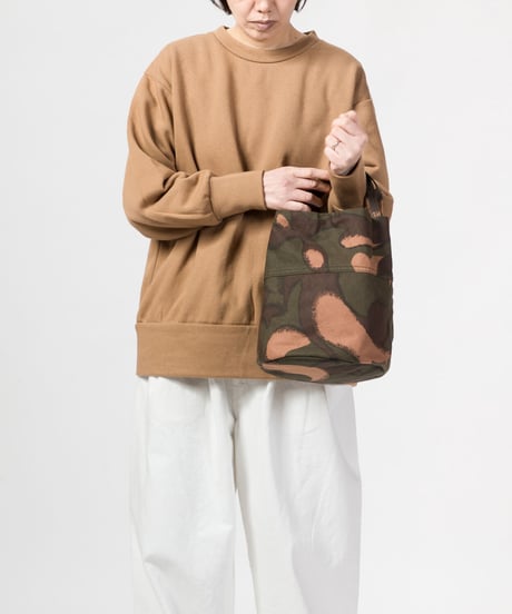 ★ARTEPOVERA【 artea-regoods014 】ハンガリー迷彩テント RE-2WAYワンショルダーBAG（M）