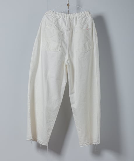 ATPOVA｜【 2025winter16 】 12OZデニム 2タックワイドカットオフパンツ