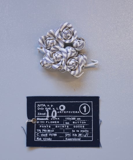 ★ARTEPOVERA｜【 artea-regoods910 】EUナースコート RE-コサージュ（S）