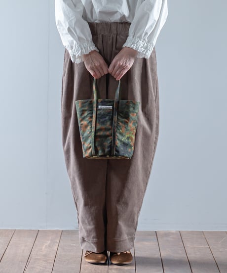 ARTE POVERA｜【 2025winter11 】 ドイツ軍テント RE-ラウンドトートBAG