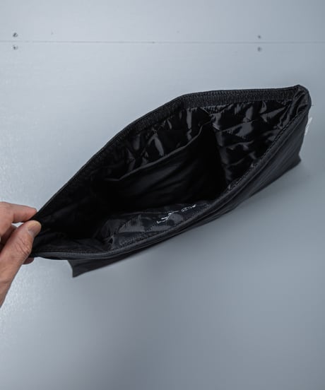 ARTE POVERA｜【 24SU29 】ドイツランドリーBAG RE-PCクラッチポーチ（M）