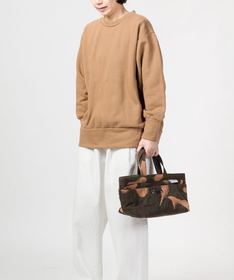 ★ARTEPOVERA【 artea-regoods017 】ハンガリー迷彩テント RE-ランチBAG（M）