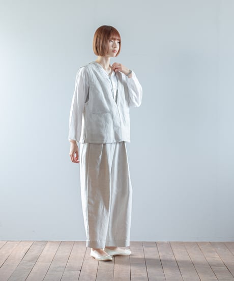 ★ATPOVA｜【 2026spring10 】 セレモニー リネンポリエステル混 Vネックベスト