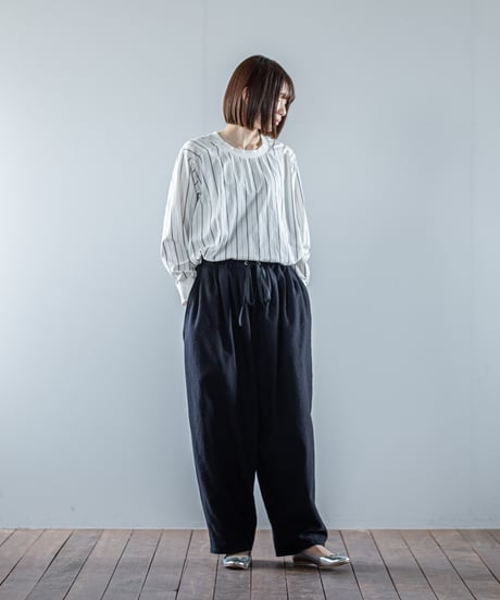 ATPOVA｜【 26WI10 】 縮絨ソフトライトウール タックタックPT