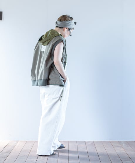 ARTE POVERA｜【 2025spring74 】オランダシェラフ染 RE-フードベスト