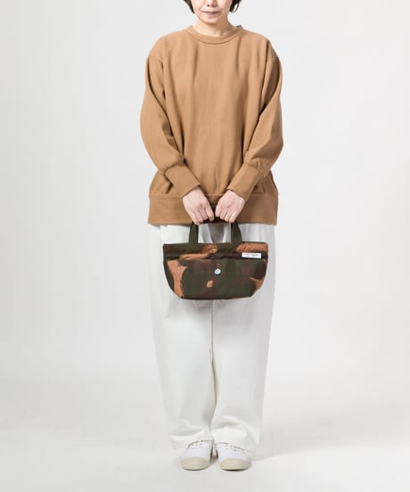 ★ARTEPOVERA【 artea-regoods016 】ハンガリー迷彩テント RE-ランチBAG（S）