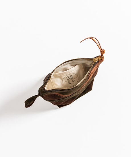 ★ARTEPOVERA【 artea-regoods001 】ハンガリー迷彩テント RE-ポーチ（S）