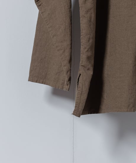 ATPOVA｜【 2025winter31 】 L/C VネックノーカラーSH（製品染）