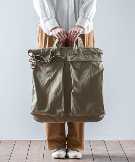 ARTE POVERA｜【 26WI27 】 イタリアチノシェラフ RE-ヘルメットBAG