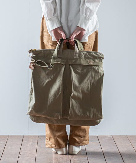 ARTE POVERA｜【 26WI27 】 イタリアチノシェラフ RE-ヘルメットBAG