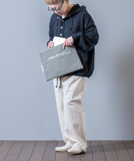 ARTE POVERA｜【 24WI24 】ドイツ軍ランドリーBAG RE-PCクラッチ(M)