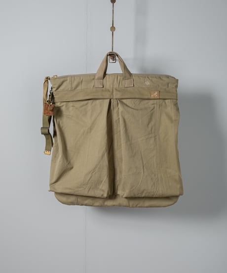 ARTE POVERA｜【 26WI27 】 イタリアチノシェラフ RE-ヘルメットBAG