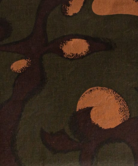 ★ARTEPOVERA【 artea-regoods009 】ハンガリー迷彩テント RE-フラットポーチ（L）キルト裏地