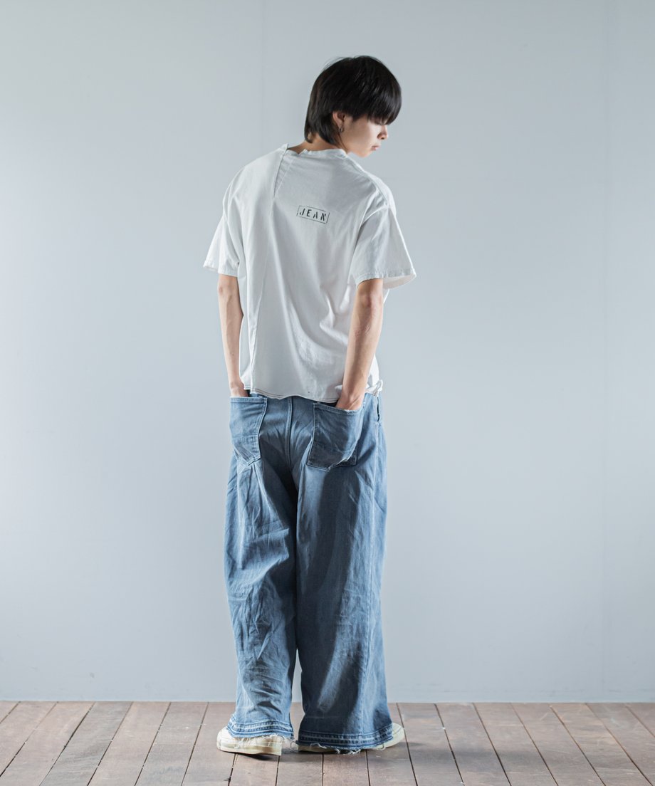 697c32a582808c3d978decf5