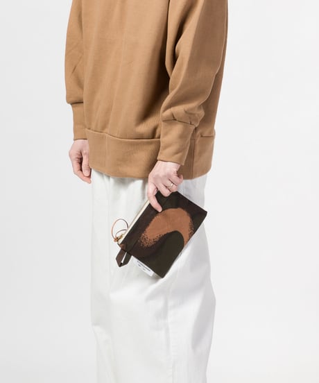 ★ARTEPOVERA【 artea-regoods007 】ハンガリー迷彩テント RE-フラットポーチ（S） キルト裏地