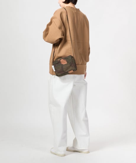 ★ARTEPOVERA【 artea-regoods005 】ハンガリー迷彩テント RE-サコッシュ（M）