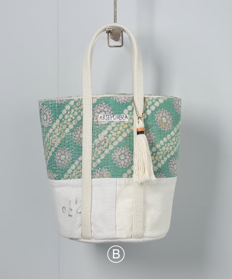 ARTE POVERA｜【 ARTEA - 26SP47 】 インドキルトラリー＆フランスシーツMIX NEW ラウンドBAG (M)