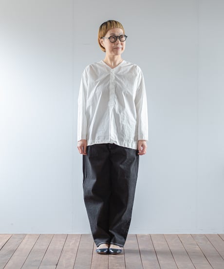 【 2025winter01 】 タイプライター VネックノーカラーSH（切りっぱなし仕様）（継続型）