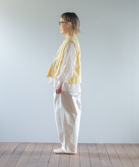 ATPOVA｜【 2026spring39 】 コットンカルゼ洗いざらし スリットベスト