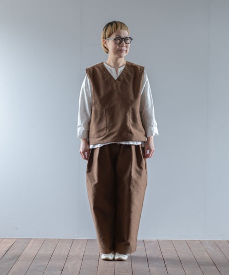 ATPOVA｜【 2025winter26 】 モールスキン Vネックベスト