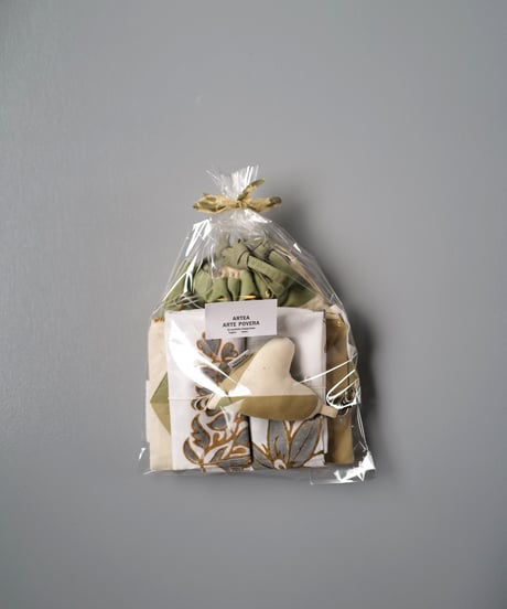 ★ARTEPOVERA｜【 26SP93 】 春限定 オランダシェラフ パッチワーク小物Ｓセット