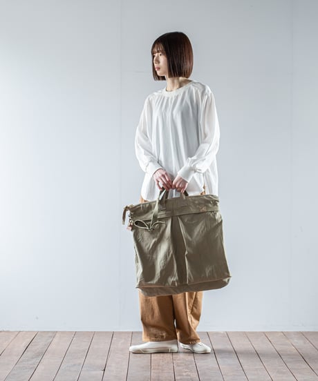 ARTE POVERA｜【 26WI27 】 イタリアチノシェラフ RE-ヘルメットBAG