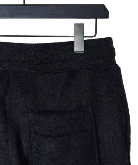 ys Yuji SUGENO (イース ユウジ スゲノ)  220520501(UNISEX) -BLACK / Pile shaggy Easy wide pants