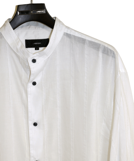 ys Yuji SUGENO (イース ユウジ スゲノ)  210830404-WHITE / Cut fringe striped over collarless shirt