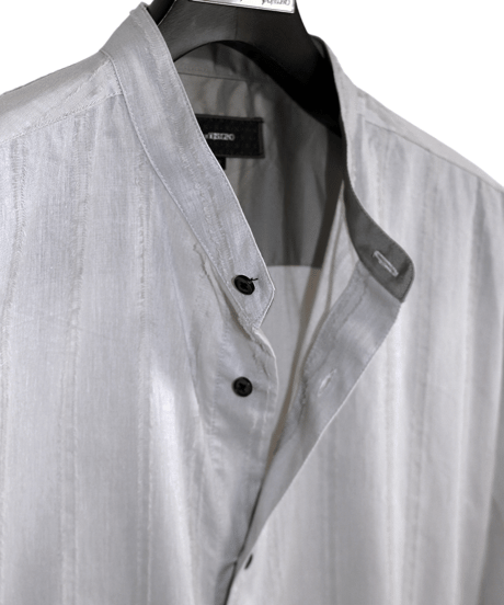 ys Yuji SUGENO (イース ユウジ スゲノ)  210830404-L.GRAY / Cut fringe striped over collarless shirt